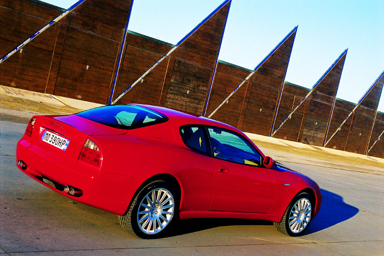 Maserati Coupe