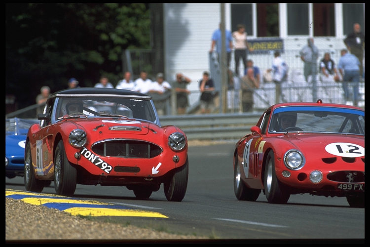 Austin Healey vs. Ferrari 330 LM s/n 4725SA