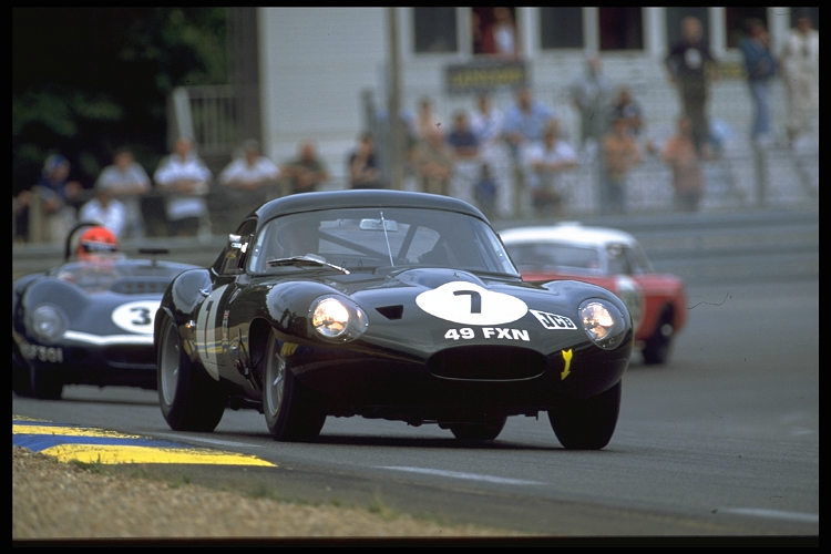 Jaguar Lightweight E Type - Owner Sir Anthony Bamford - Driver Frank Sytner - DNF '64 - Lumsden/Sargent