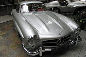 Mercedes 300 SL alloy s/n 198.043.5500786