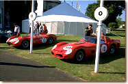 250 TR 60 s/n 0774, owned by P. Paul Pappalardo and driven by Paul Frère, 330 TRI s/n 0808, owned by Pierre Bardinon and driven by Phil Hill