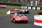 10 Ferrari 246 S Dino ch.Nr.0784 Tony Dron;06 Jaguar D-Type "long-nose" Gary Pearson