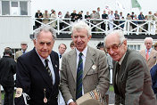 Phil and Derek Hill (in car) with Jack Brabham, Tony Brooks and Roy Salvadori (behind from left)