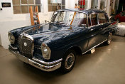 Mercedes 220 S