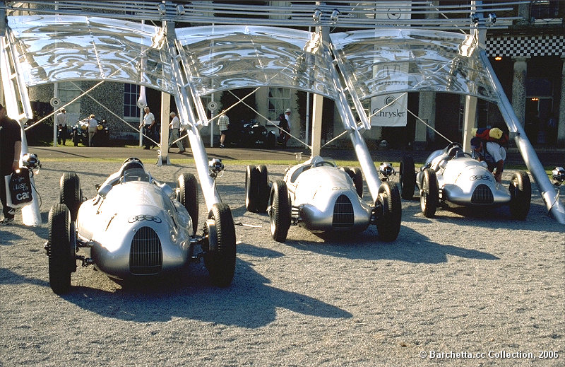 Auto Union D-Typ aus 1938, Bergrennwagen aus 1939 und ein D-Typ aus 1939 (v.l.n.r.)