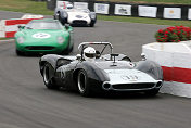 19 Lola-Chevrolet T70 Spyder Chris Chiles;20 Ferrari 250 LM ch.Nr.8165 David Leslie